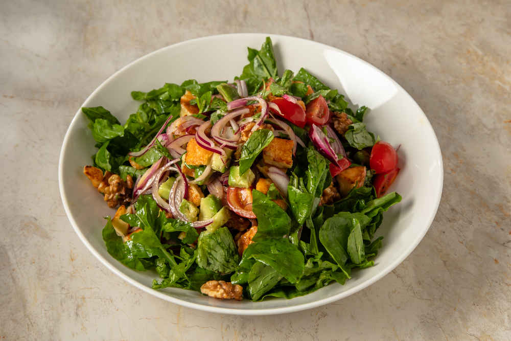 Hellimli roka salatasi t