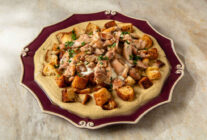 Humuslu tavuk pacasi t