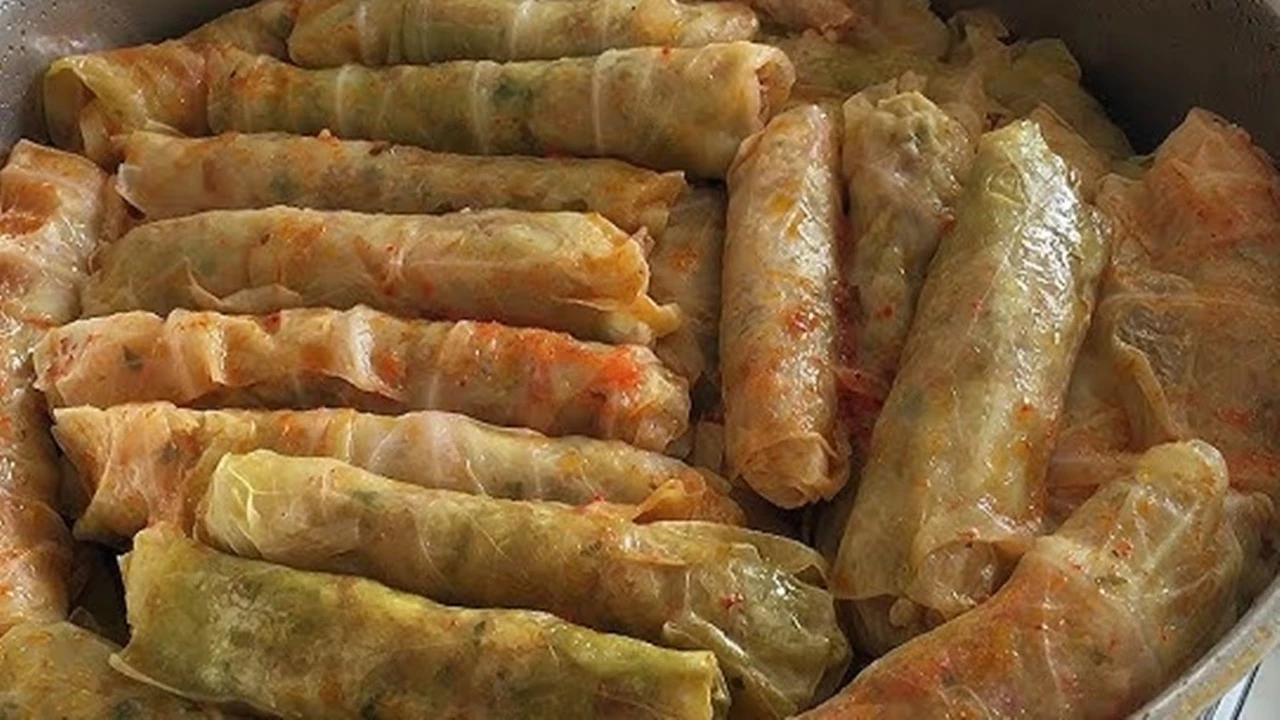 Lahanayi israf etmeyin sefler sarmaya lezzet katan tuyoyu acikladilar fymj