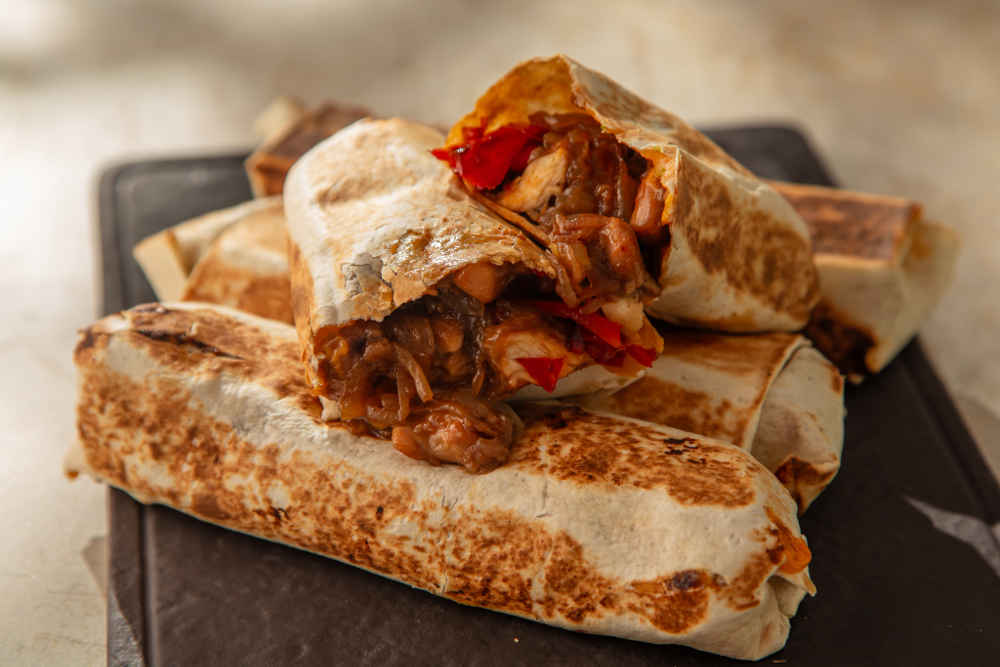Teriyaki soslu tavuk durum t