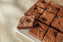 Yanik tereyagli brownie t