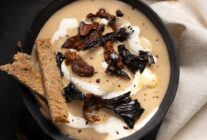 1200x675 porcini ve sarikiz mantarli corba