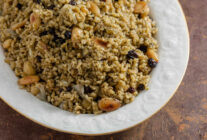 Kus uzumlu bulgur pilavi i