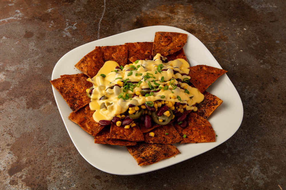 Lavastan peynirli nachos i6