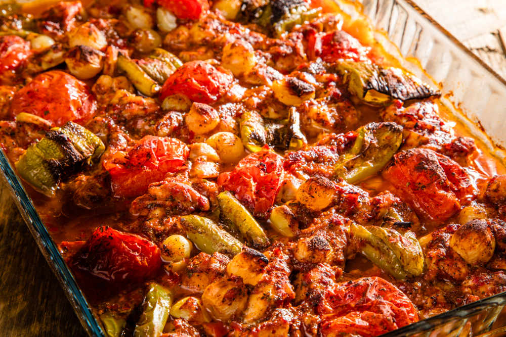 Tavuklu tepsi kebabi